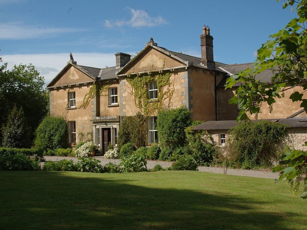 Kilgraney House Guest House Bagenalstown ภายนอก รูปภาพ